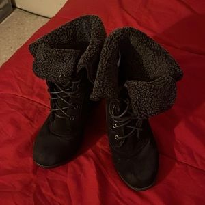Faux sueded faux fur women low heeled boots 7.5 black